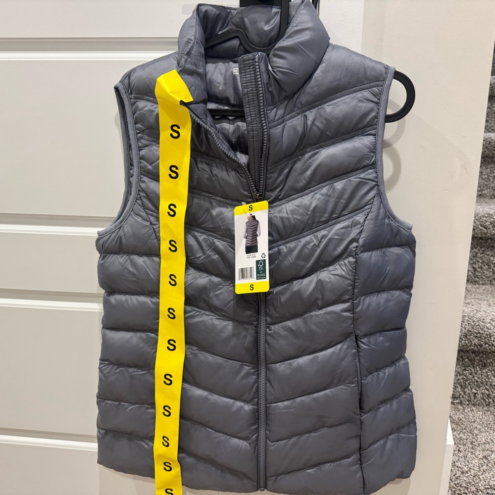 32 Degrees Gray Puffer Vest